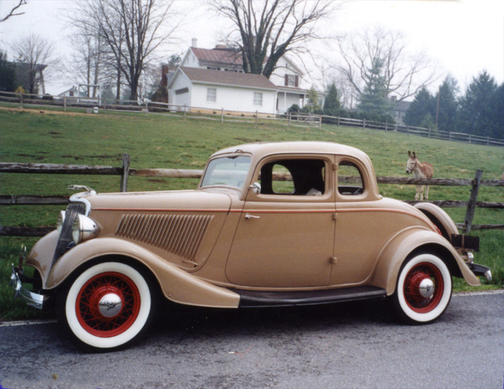 1934 Ford Standard 5 Window Coupe
