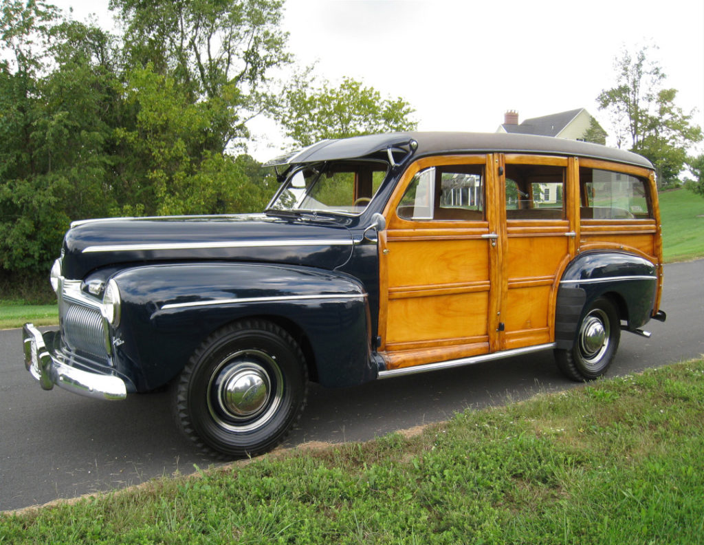1942 Ford Super Deluxe Woodie